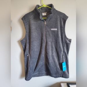 Columbia fleece vest